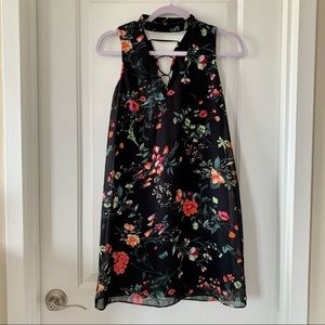 Beautiful flowery dress